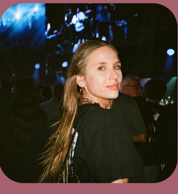 Abril Schefer
